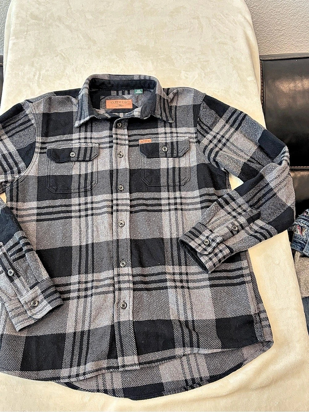 Orvis Big Bear Heavyweight Flannel Shirt Gray & Black Medium